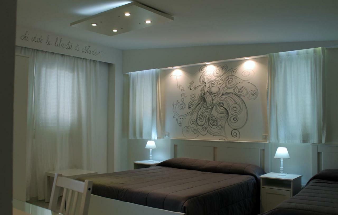 B&B Triskeles Giardini Naxos Bagian luar foto