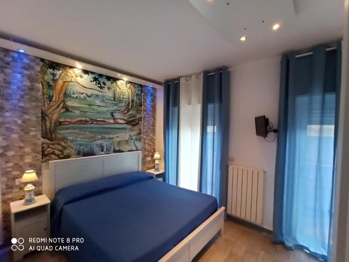 B&B Triskeles Giardini Naxos Bagian luar foto
